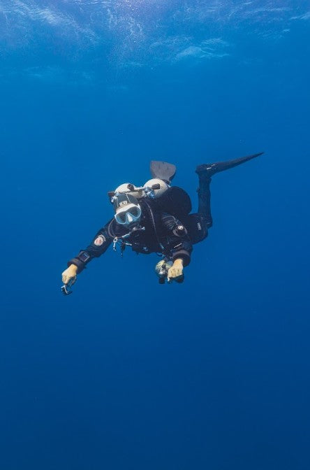 Beginner scuba